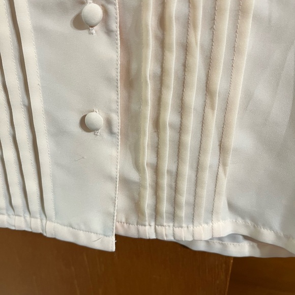 Vintage Bentley Cream Pleated Short Sleeve Button Down Size Small Blouse Top - Picture 7 of 8